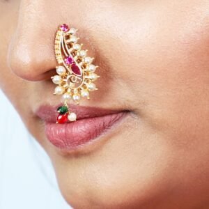 Traditional Maharashtrian 22kt Gold Round Nath