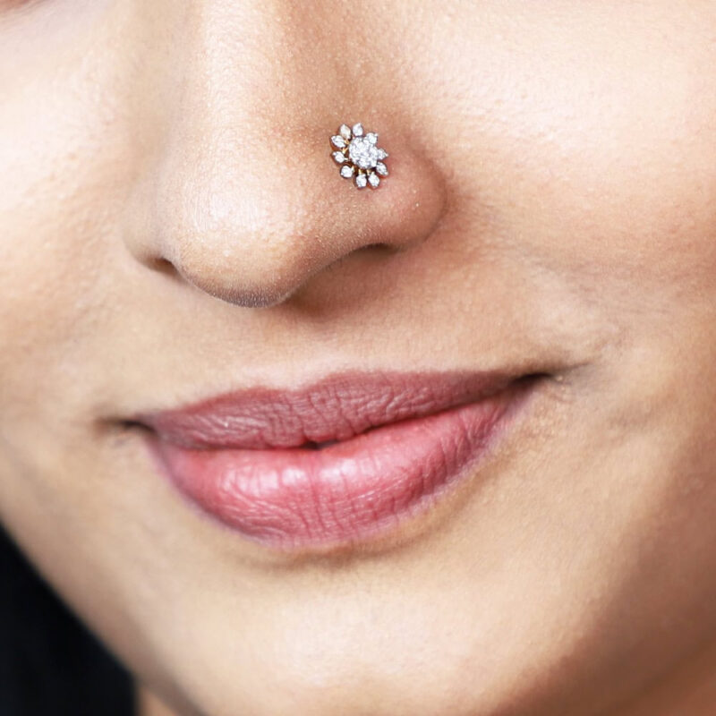 Serene Diamond Nose Pin