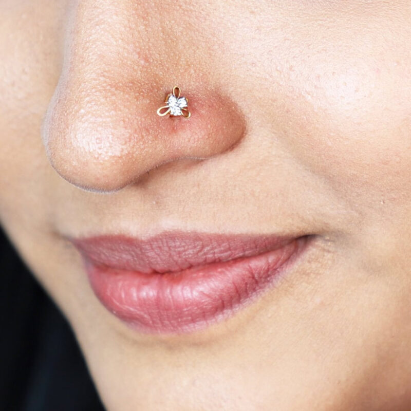 Floral Dream Diamond Nose Pin